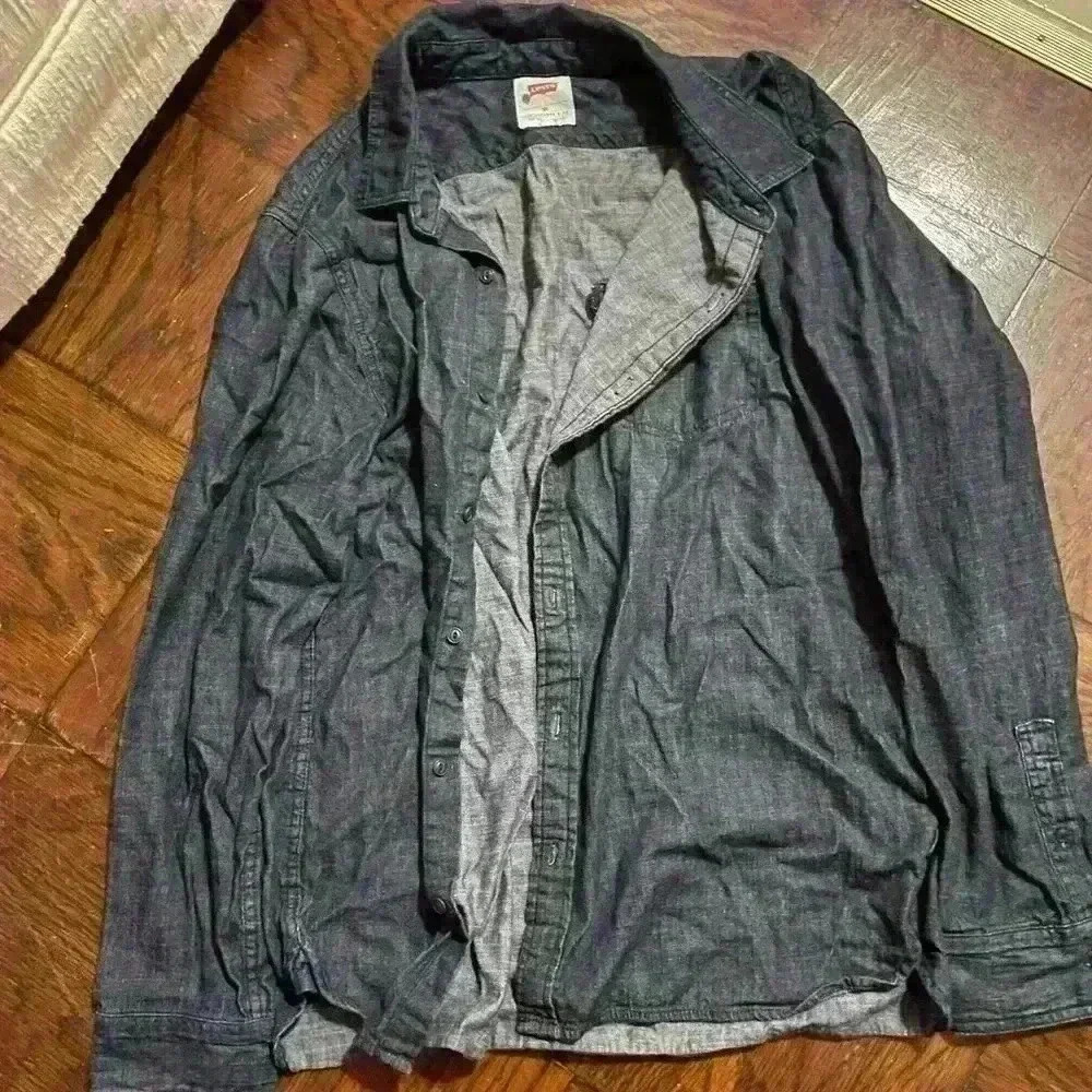 1980s vintage Levi button up